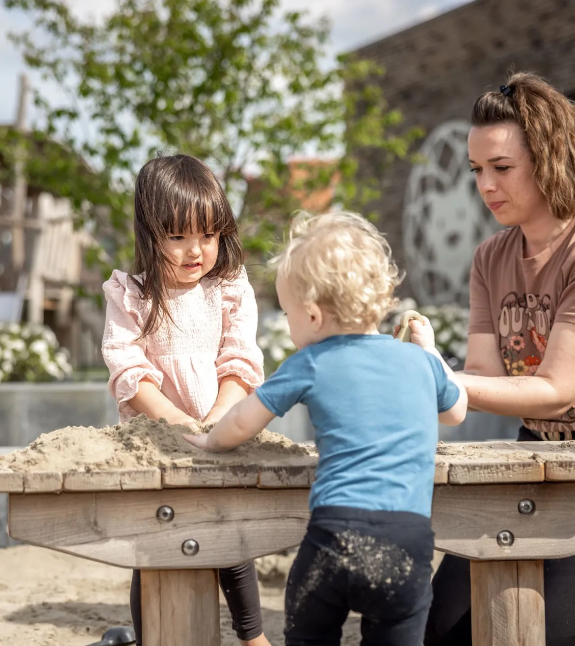 Kind&co ludens - pedagogisch medewerker - kinderen zandbak