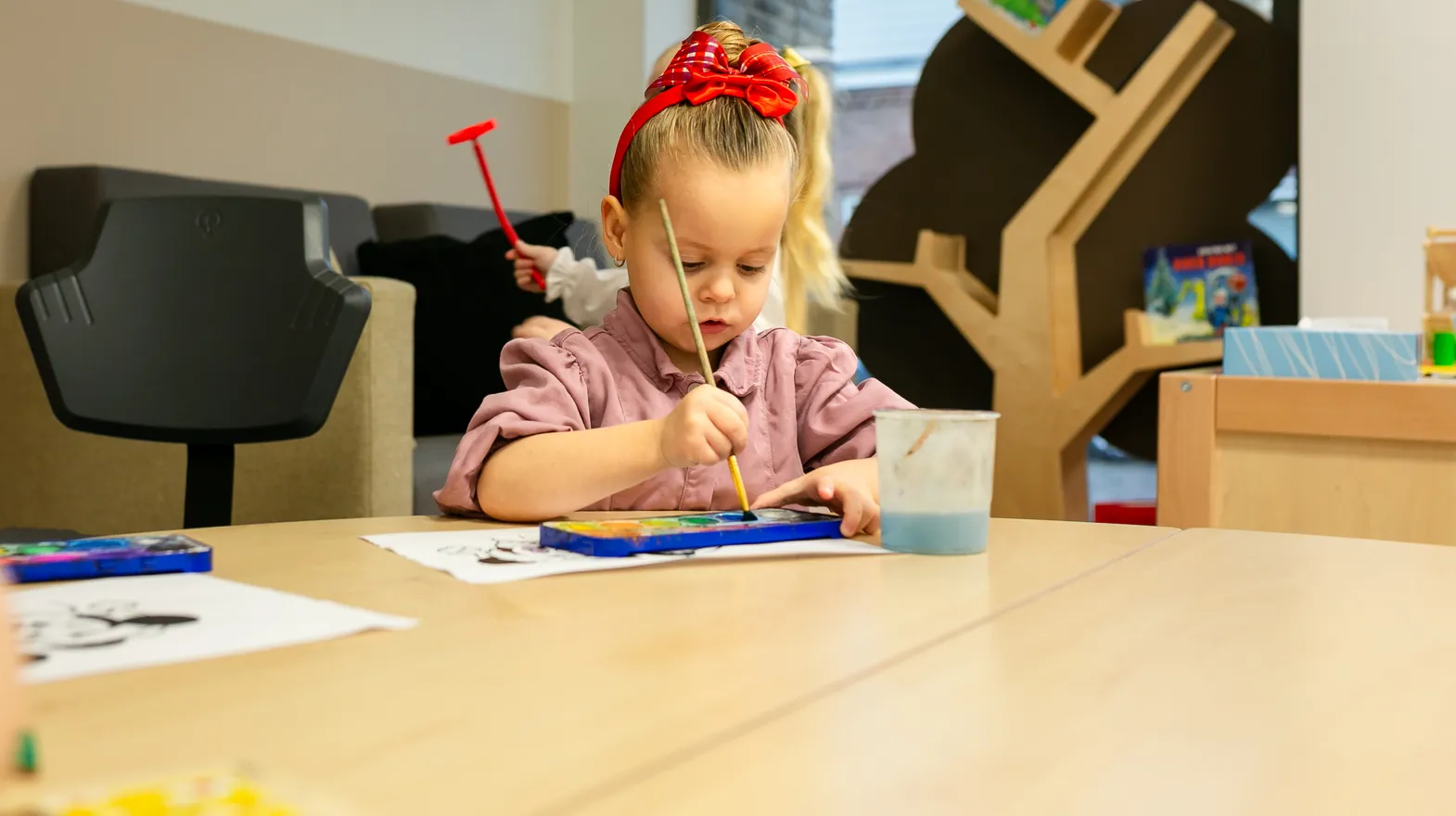 PG - standaard - kind - schilderen