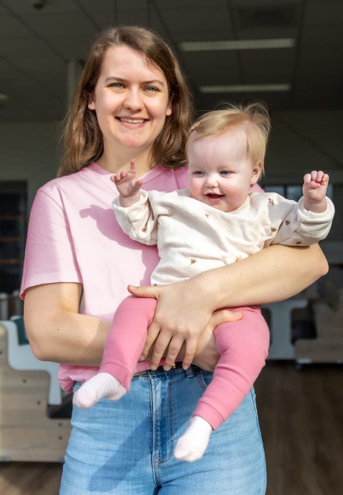 Kind&co ludens- pedagogisch medewerker - blije baby